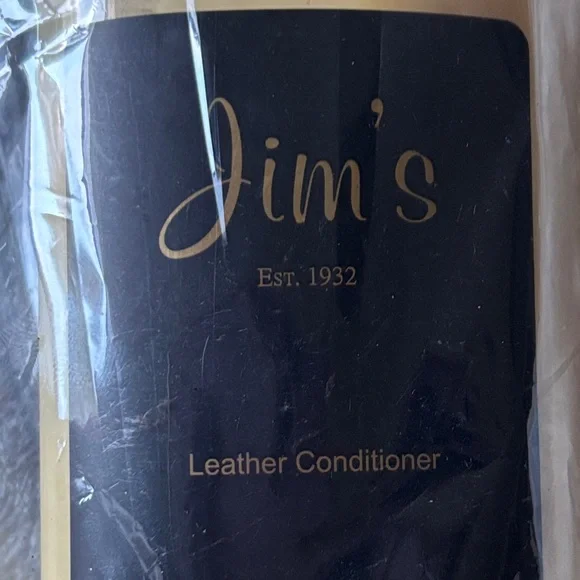 Leather Conditioner - Black and Yellow - Picture 4 of 4